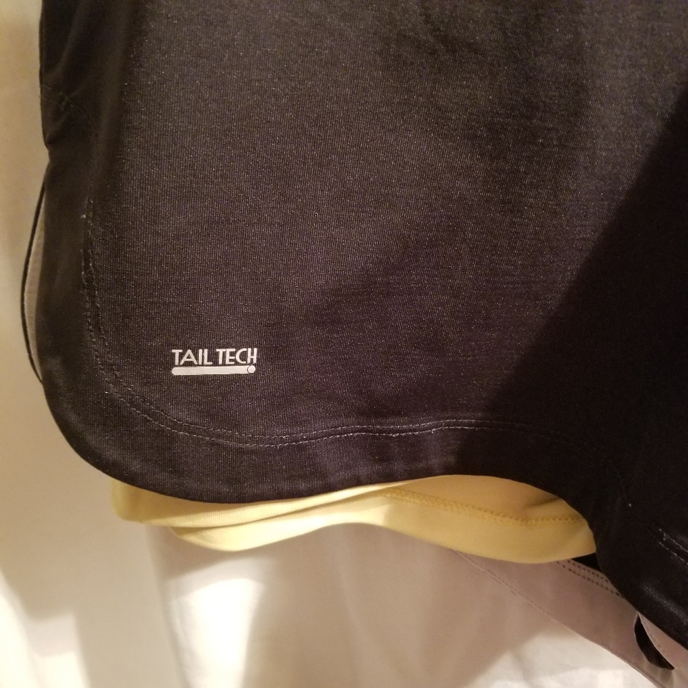 Tail Tech Performance Size Medium Shorts - image 2